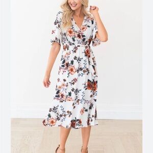 NeeSee's Floral Faux Wrap Midi Dress Size Small